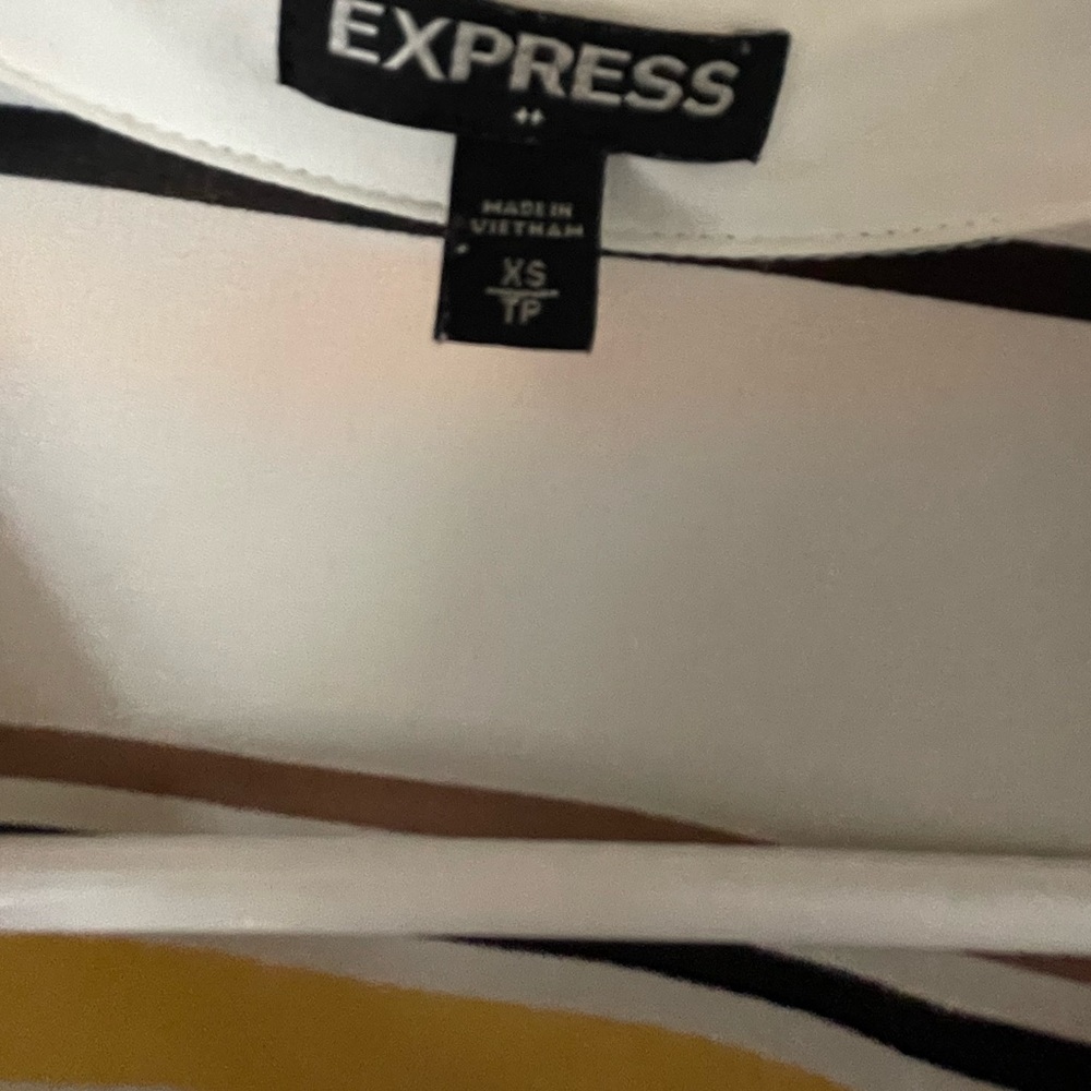 Express blouse - Picture 7 of 7
